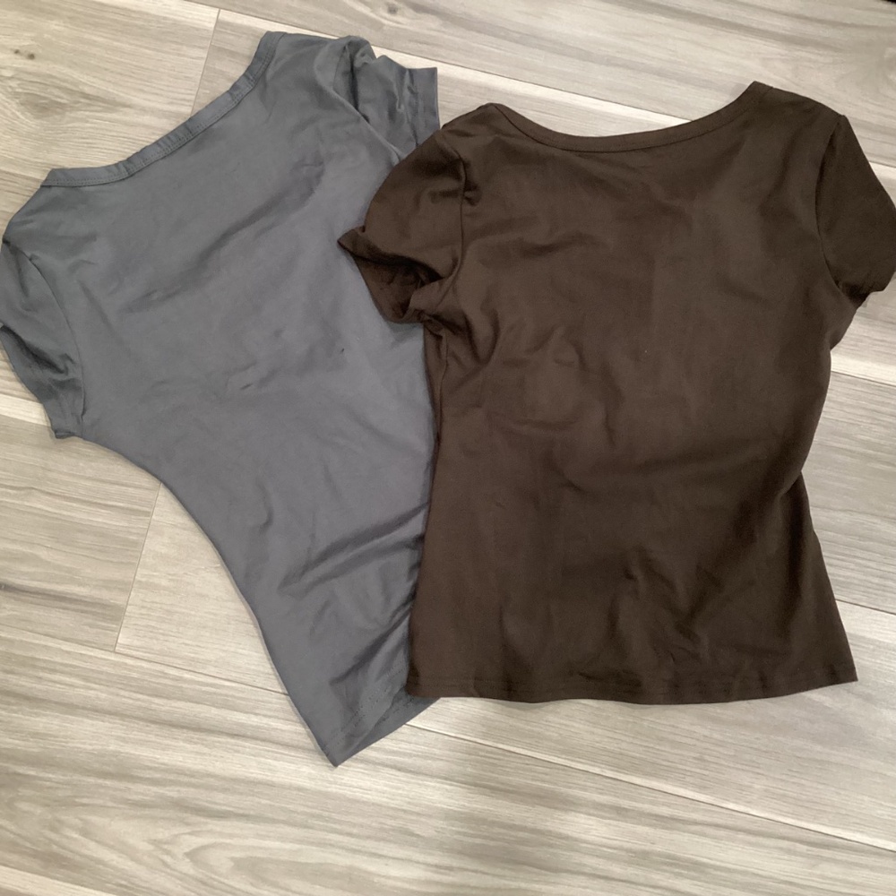 SHEIN Tops - Picture 5 of 9